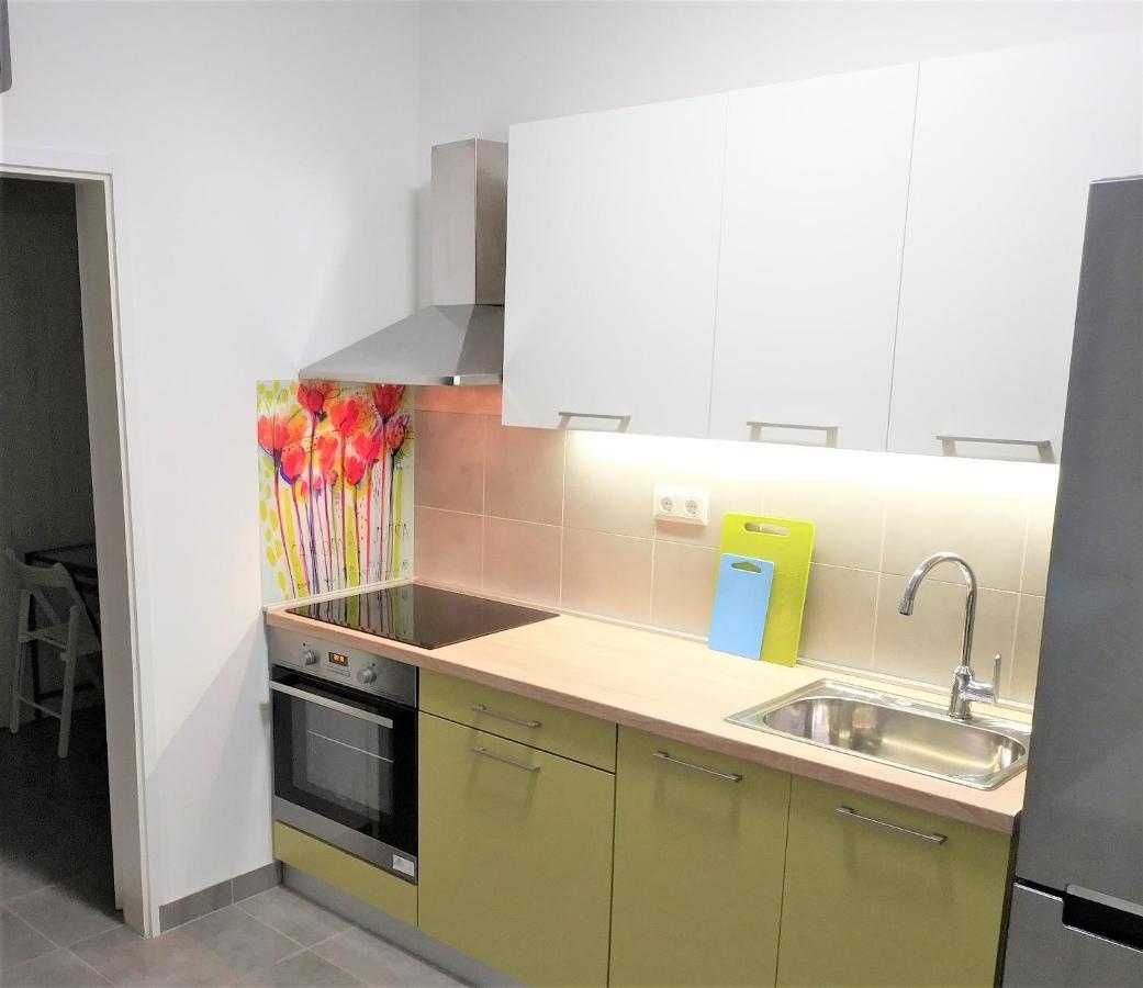 Apartments More Вис Екстериор снимка